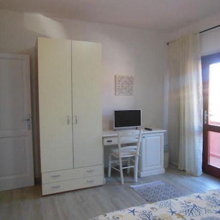 סאן תאודורו Punto Zero Rooms מראה חיצוני תמונה