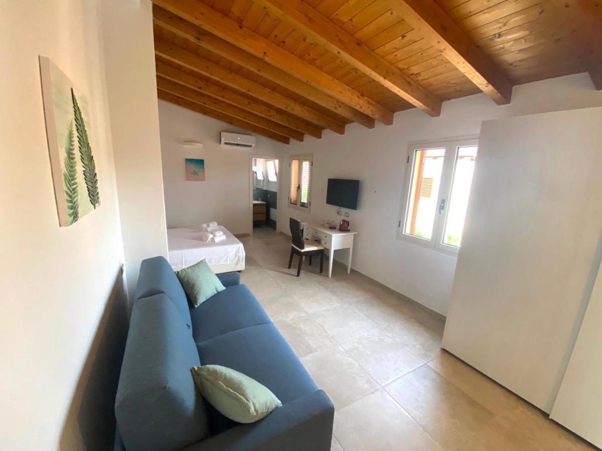 סאן תאודורו Punto Zero Rooms מראה חיצוני תמונה