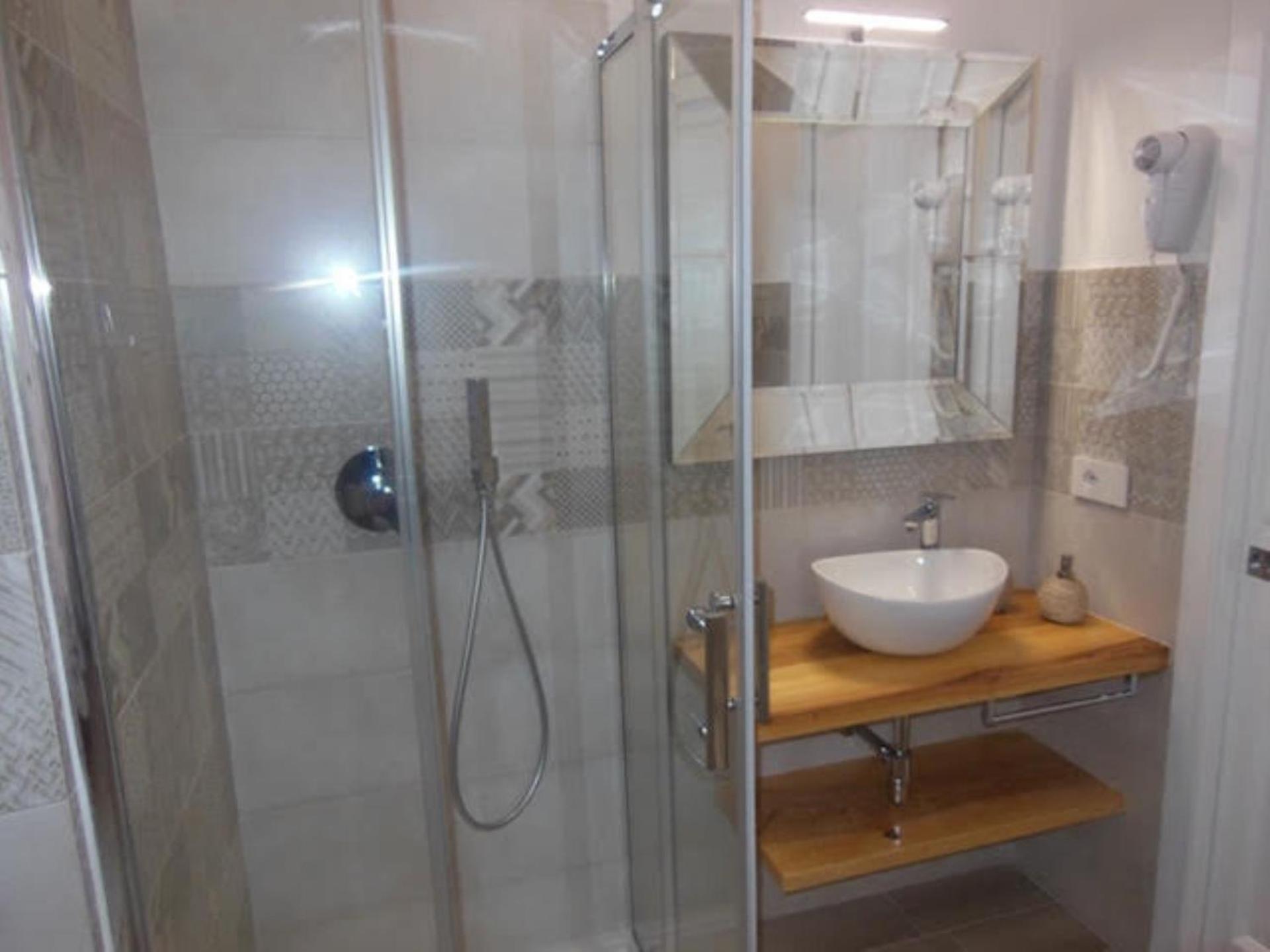סאן תאודורו Punto Zero Rooms מראה חיצוני תמונה