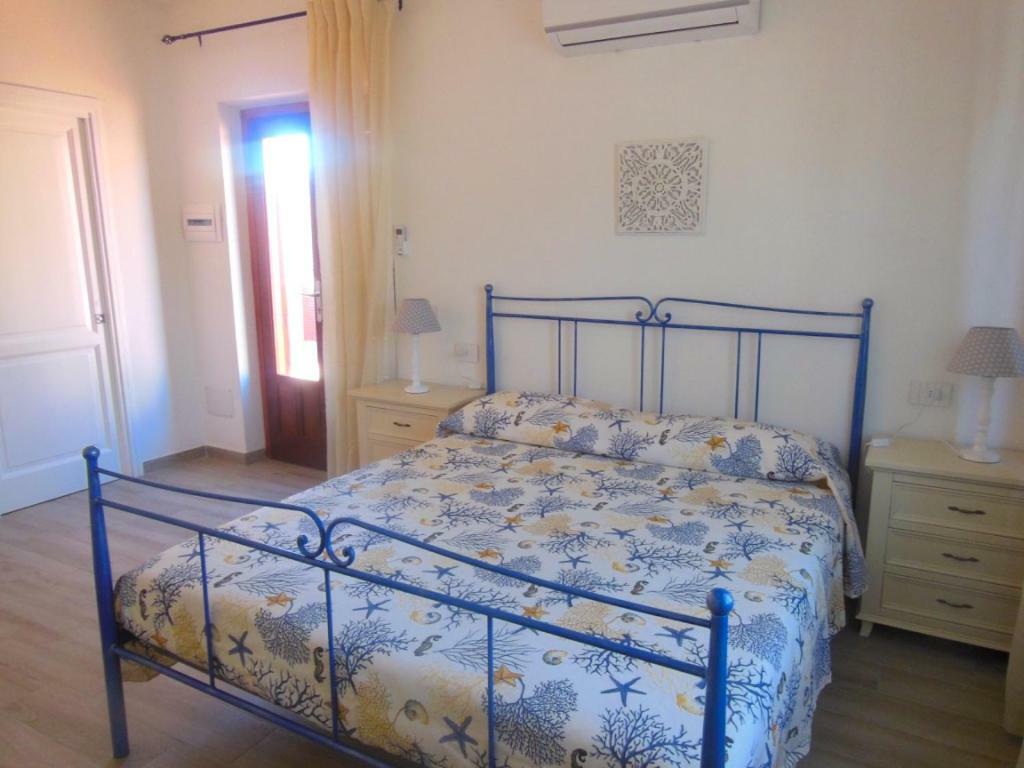 סאן תאודורו Punto Zero Rooms מראה חיצוני תמונה